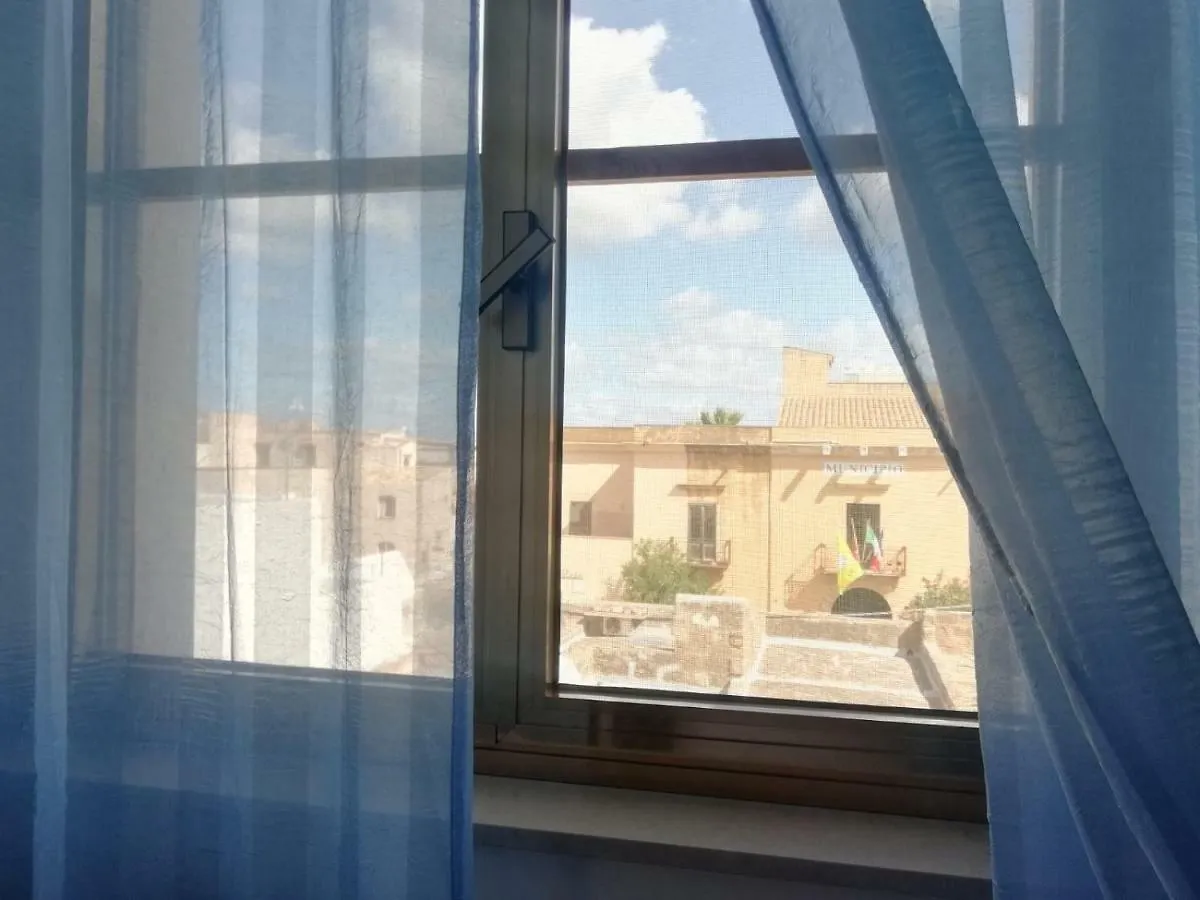 Hotel camera azzurra San Vito Lo Capo 0*,  Italia